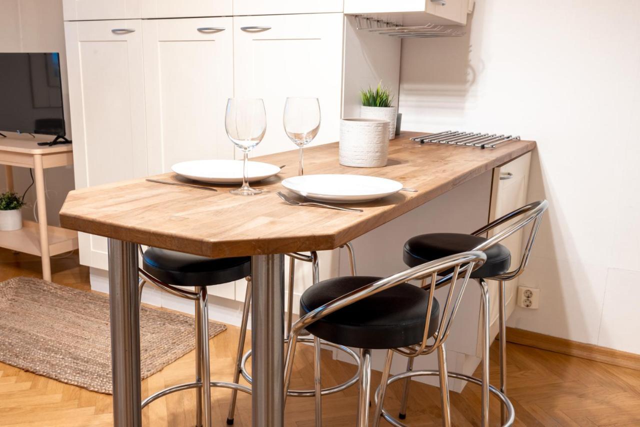 2Ndhomes Cozy & Compact Top Floor Studio In Erottaja Helsinki Zewnętrze zdjęcie